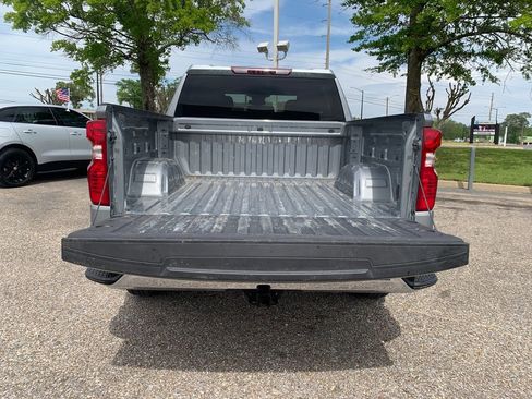 Used 2025 Chevrolet Silverado 1500 LT RWD image 8