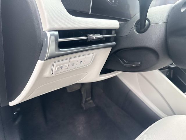 Used 2025 Hyundai Tucson SEL AWD/4WD image 23