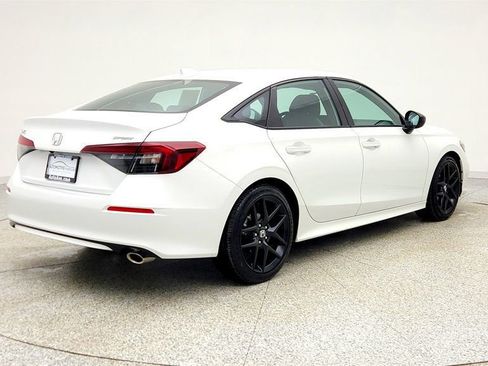 Used 2025 Honda Civic Sport image 5