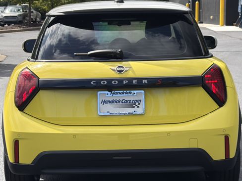 New 2026 MINI Cooper S FWD image 22