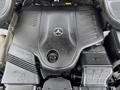 Used 2025 Mercedes-Benz GLE 450 4MATIC Coupe image 37