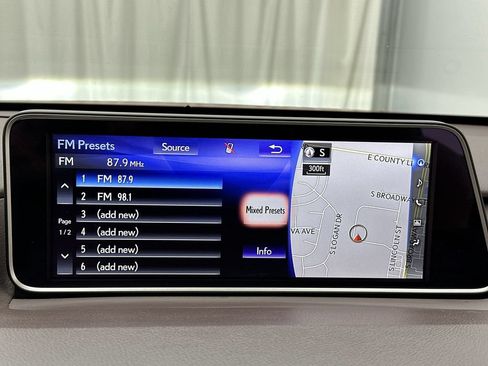 Used 2017 Lexus RX 350 AWD w/ Premium Package image 16