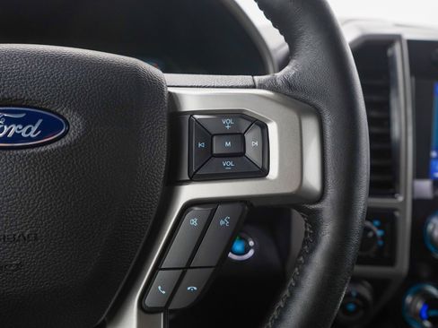 Used 2020 Ford F150 Lariat w/ Equipment Group 502A Luxury AWD/4WD image 30