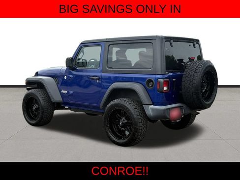 Used 2018 Jeep Wrangler Sport AWD/4WD image 7