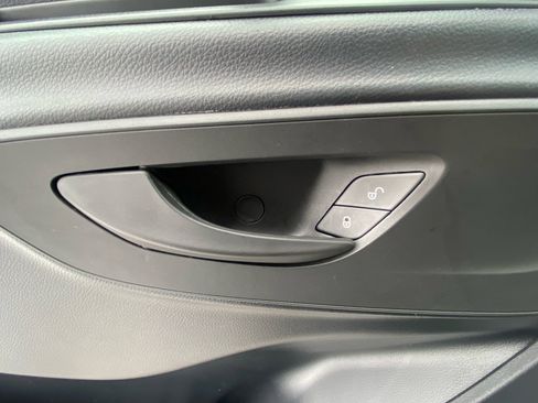 Used 2023 Mercedes-Benz Sprinter 2500 image 26