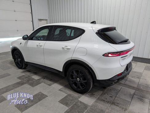 Used 2024 Dodge Hornet R/T w/ R/T Blacktop Package image 2