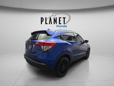 Used 2021 Honda HR-V EX image 9