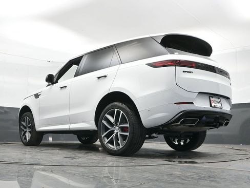 Used 2023 Land Rover Range Rover Sport SE Dynamic AWD/4WD image 43