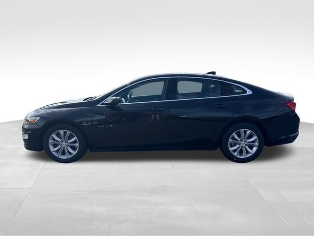 Used 2025 Chevrolet Malibu LT FWD image 2