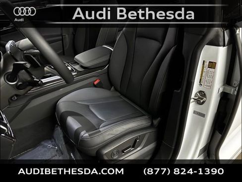 Certified 2025 Audi Q8 Premium Plus image 28