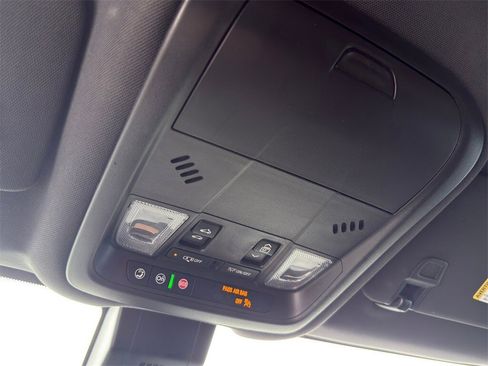 Used 2024 Chevrolet Equinox RS image 21