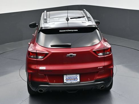 Certified 2021 Chevrolet TrailBlazer RS w/ Sun and Liftgate Package FWD image 53