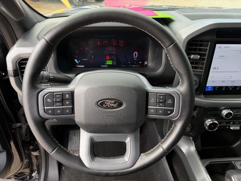 Used 2025 Ford F150 XLT w/ Equipment Group 302A MID RWD image 15
