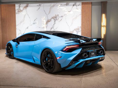 Used 2023 Lamborghini Huracan Tecnica RWD image 6