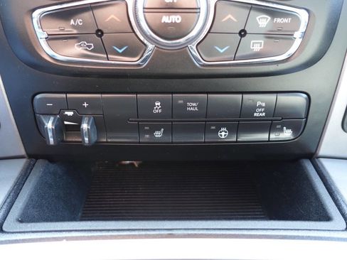 Used 2022 RAM 1500 Classic SLT w/ Electronics Convenience Group image 49