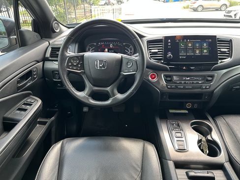 Used 2023 Honda Passport EX-L image 32
