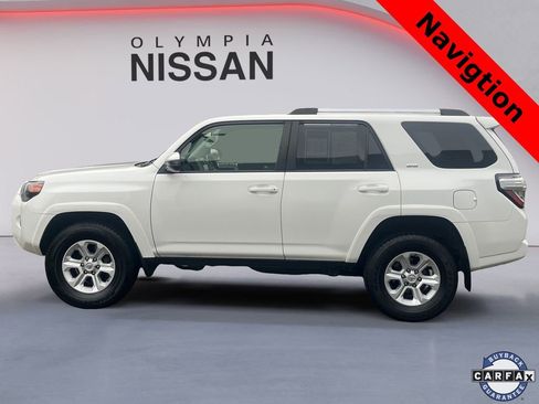 Used 2021 Toyota 4Runner SR5 image 2