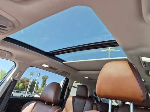 Used 2019 Subaru Ascent Touring w/ Popular Package #3 AWD/4WD image 17