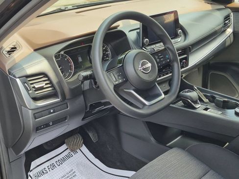 Certified 2023 Nissan Rogue SV AWD/4WD image 13