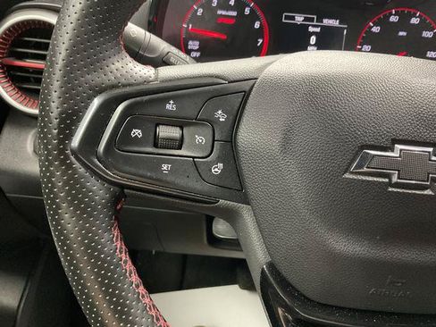Used 2024 Chevrolet Trax RS w/ Driver Confidence Package FWD image 17