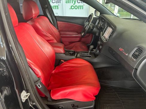 Used 2014 Dodge Charger R/T RWD image 19
