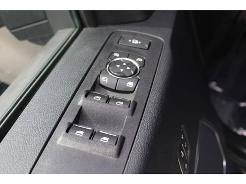 Used 2020 Ford F350 Lariat w/ Lariat Value Package AWD/4WD image 13