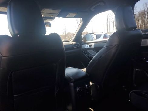 Used 2022 Ford Explorer ST w/ Equipment Group 401A AWD/4WD image 31