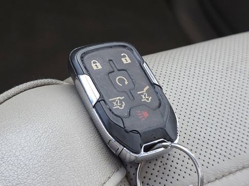 Used 2017 GMC Yukon Denali w/ Open Road Package image 33