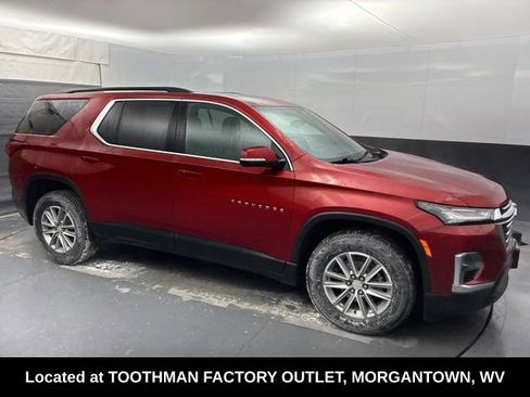 Used 2023 Chevrolet Traverse LT image 6