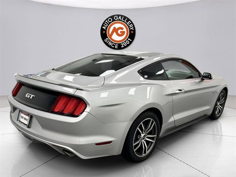 Used 2017 Ford Mustang GT image 7