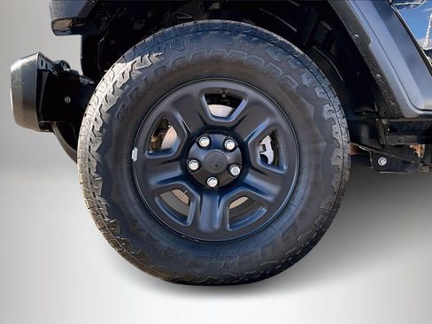 Used 2023 Jeep Gladiator Sport image 34