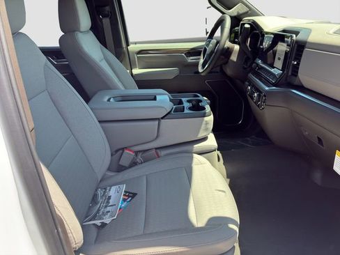 Used 2026 Chevrolet Silverado 2500 LT AWD/4WD image 9