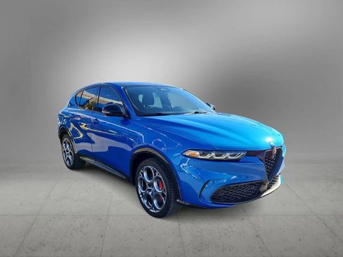 Used 2024 Alfa Romeo Tonale Veloce image 2