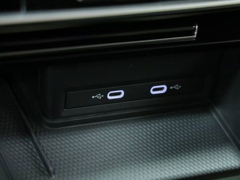 New 2026 Volkswagen Atlas SE FWD image 24