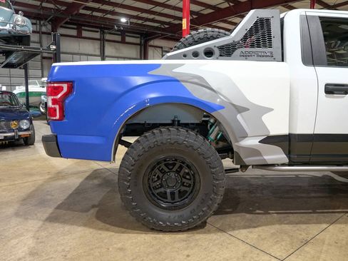 Used 2019 Ford F150 XLT w/ Equipment Group 301A Mid AWD/4WD image 9
