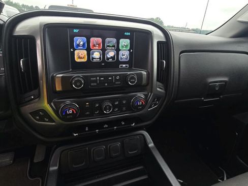 Used 2018 Chevrolet Silverado 1500 LTZ Z71 AWD/4WD image 10