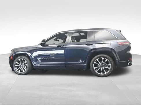 Used 2024 Jeep Grand Cherokee Overland w/ Luxury Tech Group IV image 65