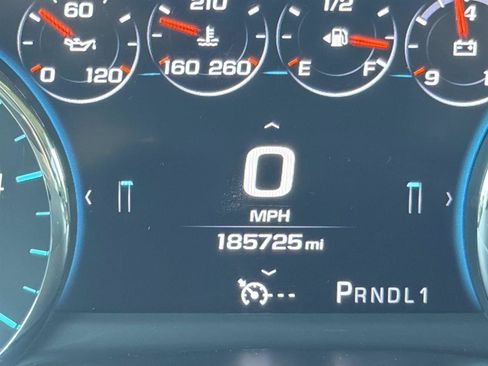 Used 2017 GMC Sierra 2500 Denali w/ Duramax Plus Package AWD/4WD image 25