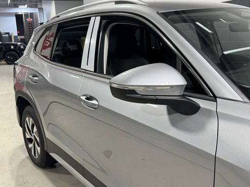 New 2025 Volkswagen Tiguan S image 5