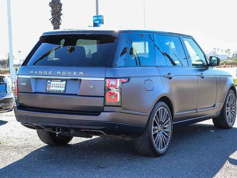 Used 2021 Land Rover Range Rover Long Wheelbase Autobiography image 6