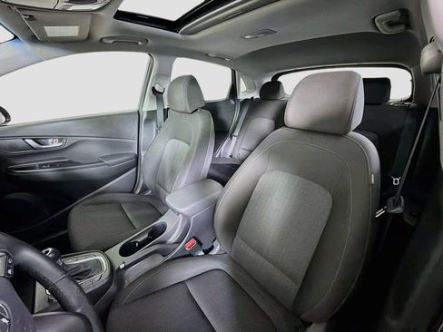 Used 2022 Hyundai Kona SEL w/ Convenience Package FWD image 11