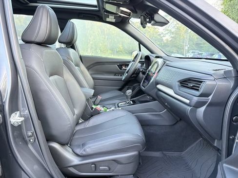 Used 2025 Subaru Forester Limited w/ Popular Package #2 AWD/4WD image 18