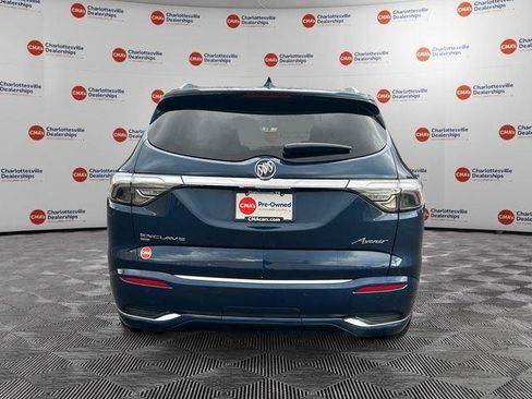 Used 2022 Buick Enclave Avenir AWD/4WD image 4