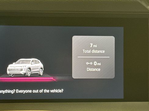 New 2026 Volkswagen Tiguan SE R-Line image 26
