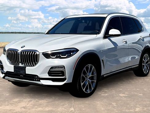 Used 2021 BMW X5 xDrive40i AWD/4WD image 1