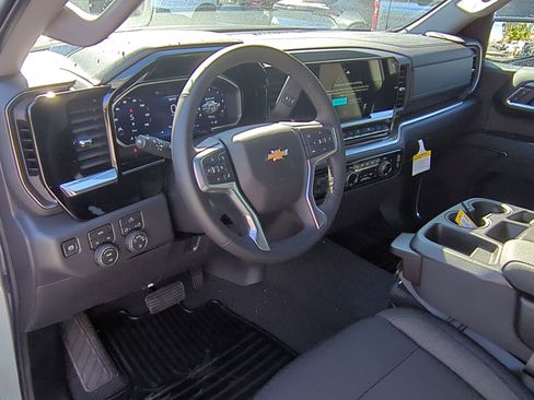 New 2026 Chevrolet Silverado 1500 LT image 10