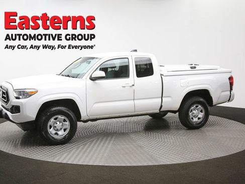 Used 2022 Toyota Tacoma SR w/ SR Convenience Package image 57