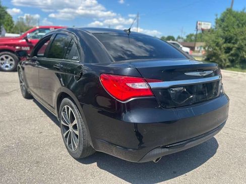 Used 2014 Chrysler 200 Touring w/ 200 S Group FWD image 7