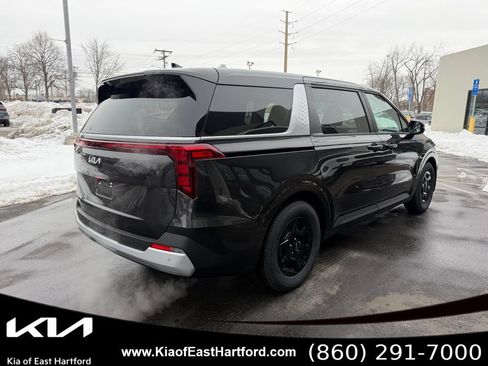 New 2026 Kia Carnival LX FWD image 6