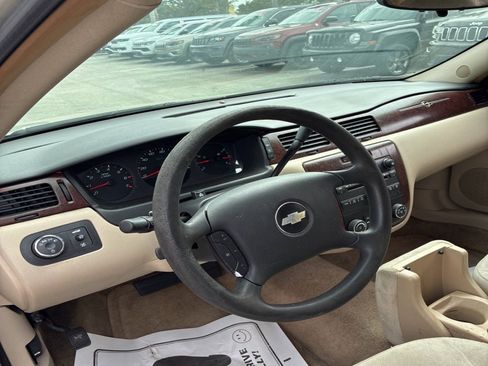 Used 2010 Chevrolet Impala LS image 5